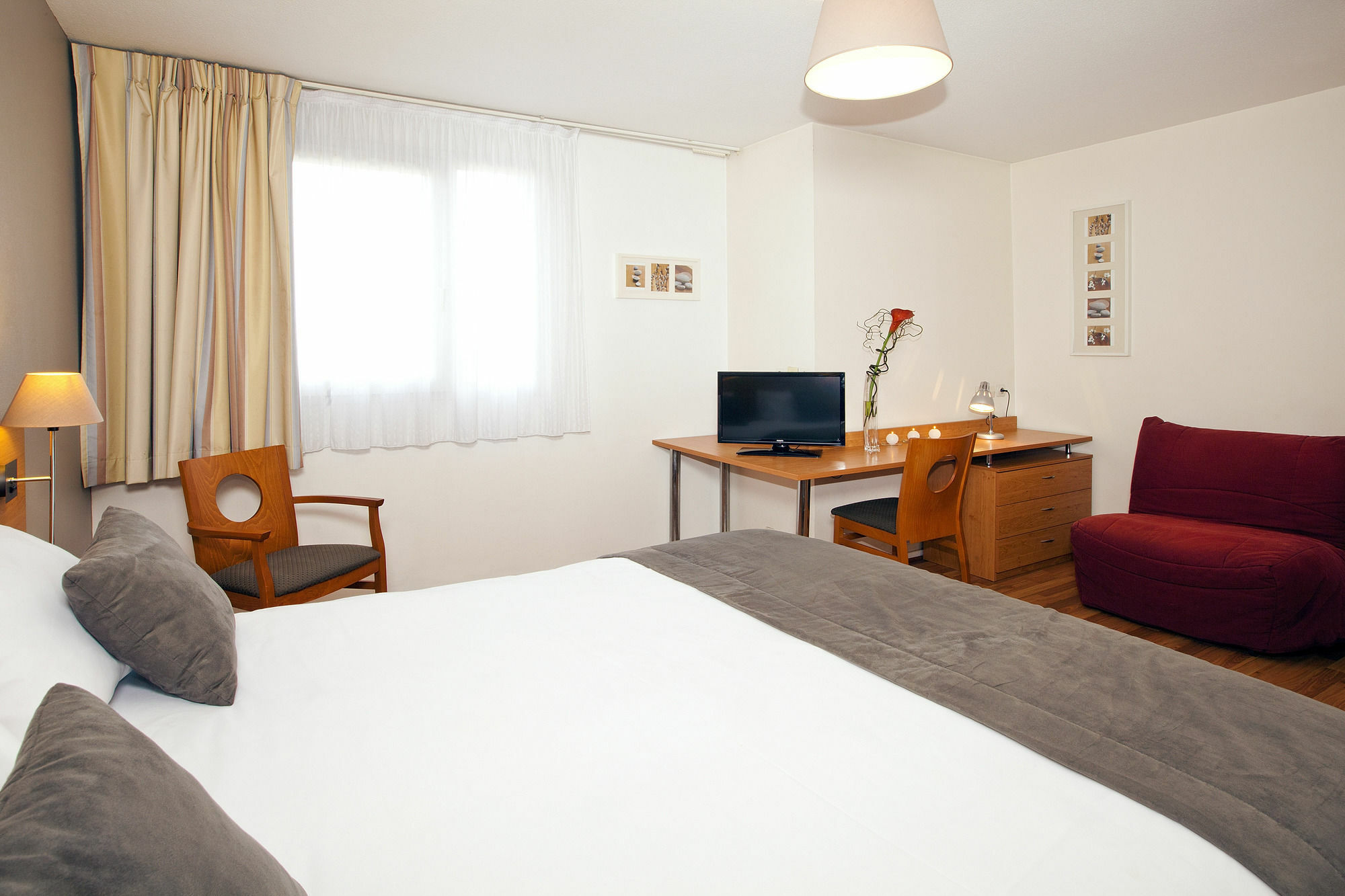 Séjours&affaires De Brienne Appart hôtel