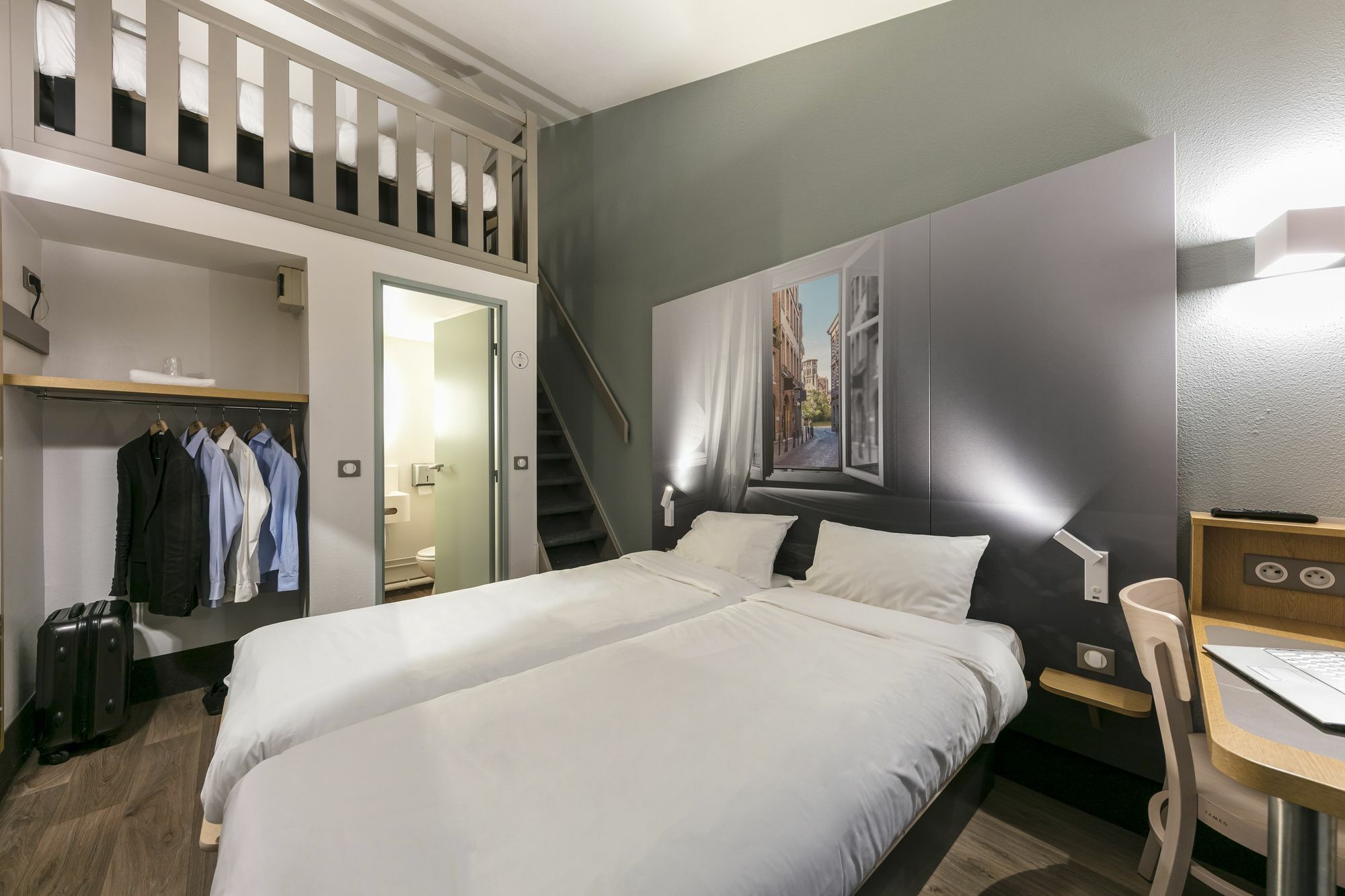 Cite De L'espace Hotel