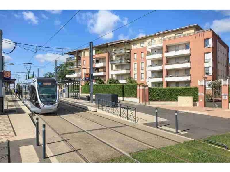 L Oasis Proche Hôpital Et Aéroport Piscine Parking &netflix