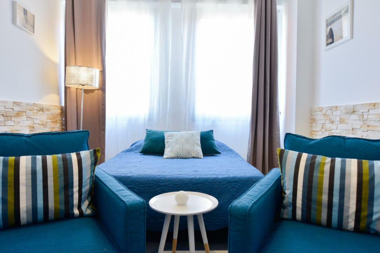 Bleue Loft Ramblas Centre Apartment