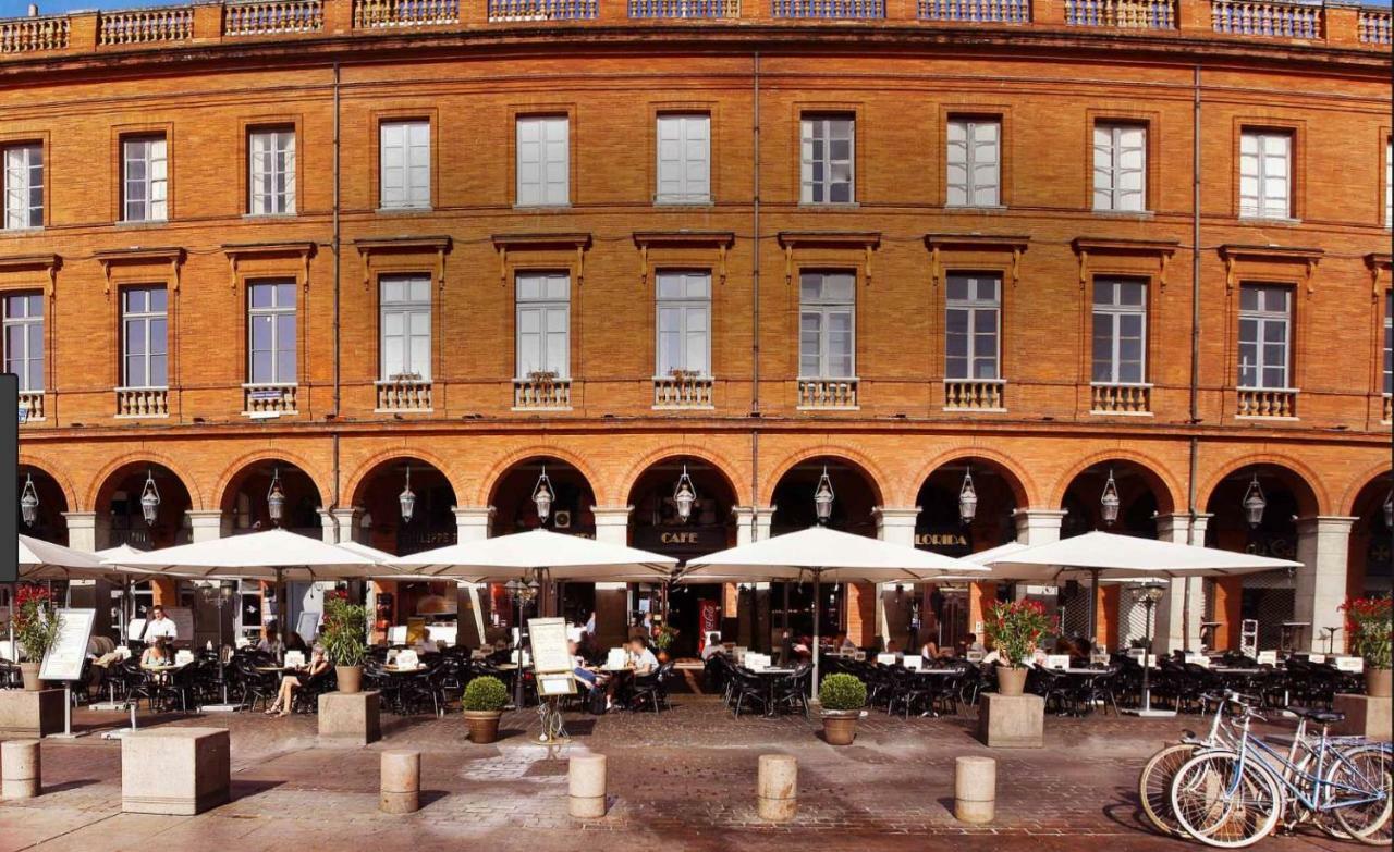 Apartment L'ecrin - Place Du Capitole Toulouse-parking Et Petit Dejeuner Inclus *