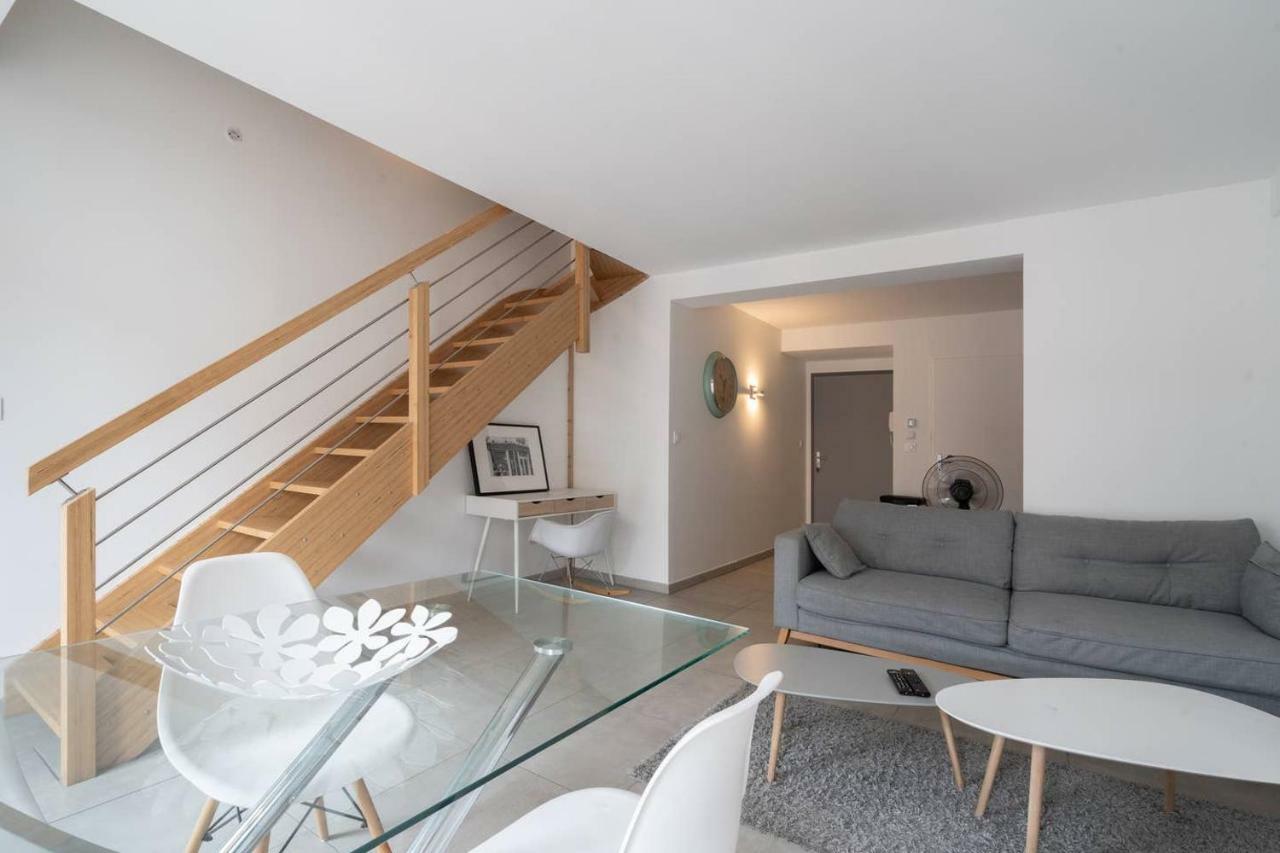 303 - Duplex Moderne - Jeanne D'arc, Apartment
