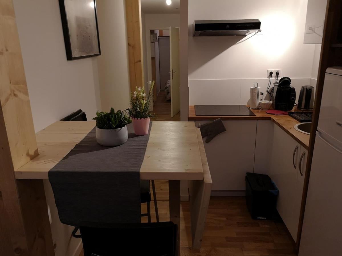 Maison 2 Chambres, Cosy, Proche Métro Apartamento