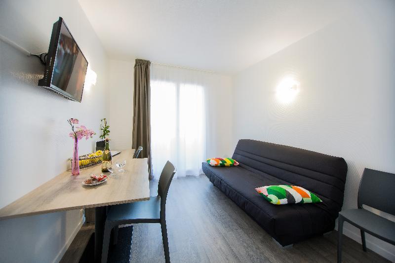 Hotel Zenitude Hôtel-résidences Métropole 3*