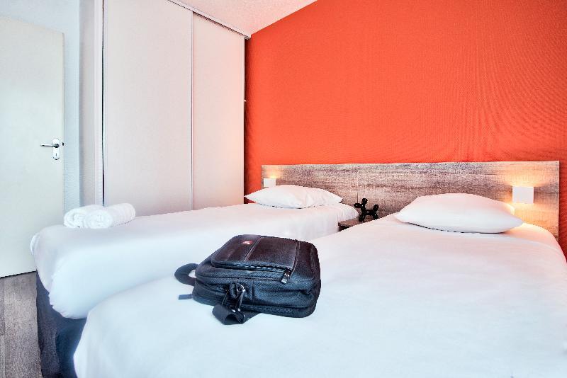 Zenitude Hôtel-résidences Métropole Hotel