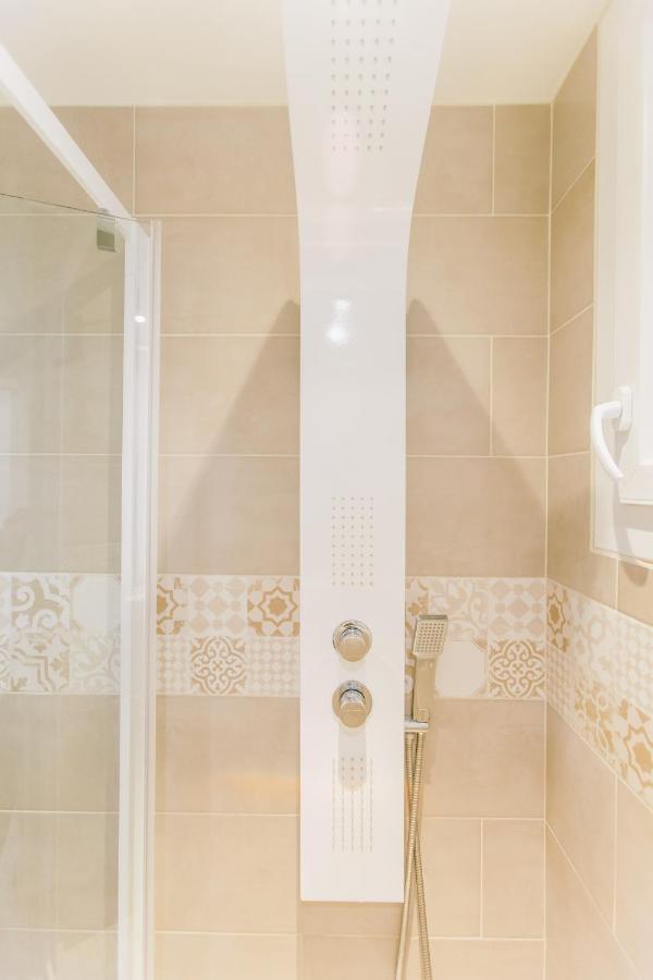 Prets A Vivre Rentyourday Apartahotel
