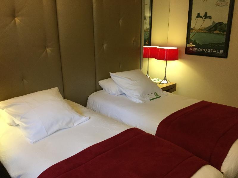 Hotel Mermoz 4*