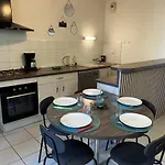 Charmant Appartement T3 Verdoyant Et Lumineux A 10 Minutes Des Metros Roseraie Et Argoulets