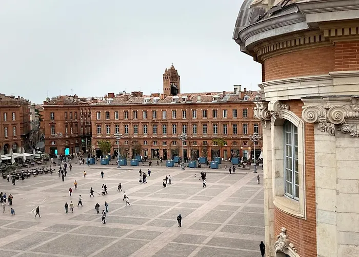 Beautiful Flat On Capitole Place