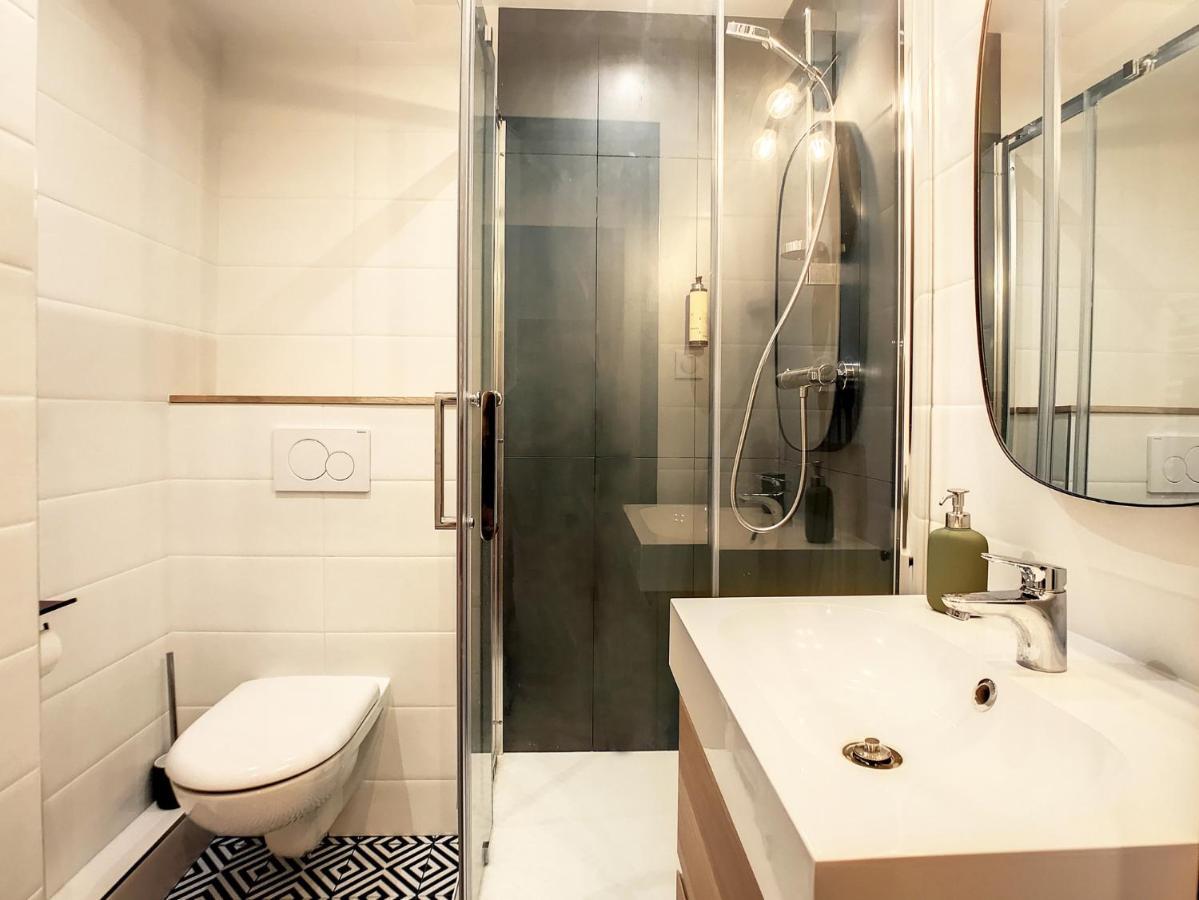 Apartment Ancely Neuf Deco Aero - Parking Gratuit - Proche Blagnac *