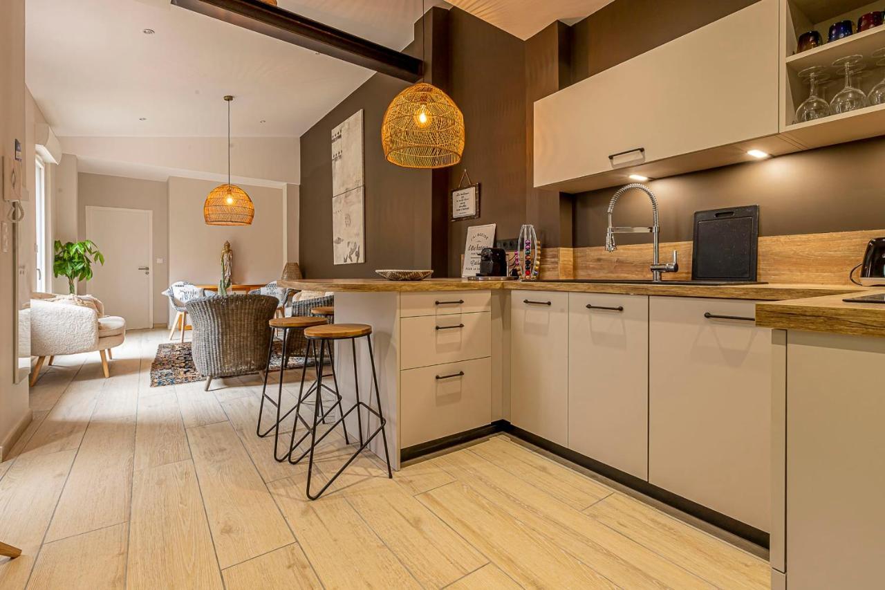 Pleasant And Bright Chartreuse With Terrace Holiday home *
