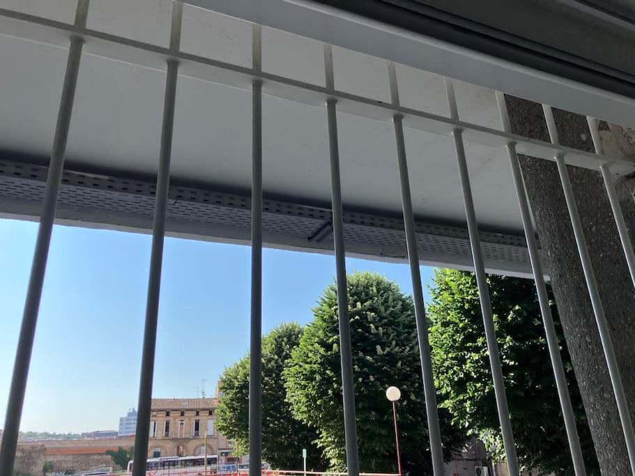 Bed & Breakfast Appartement Gare Matabiau Metro 35M2 Toulouse