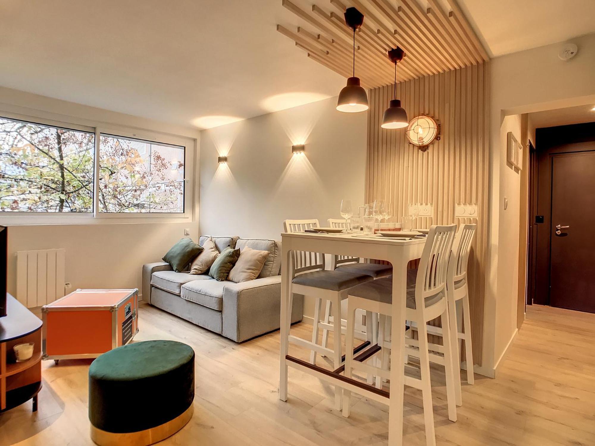 Ancely Neuf Deco Aero - Parking Gratuit - Proche Blagnac Apartment *
