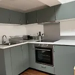Appartement Refait A Neuf A Proximite Du Centre Ville