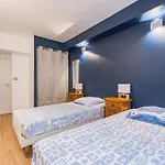 Apt T5 Renove Avec Bureau Jardin Et Parking En Centre Ville
