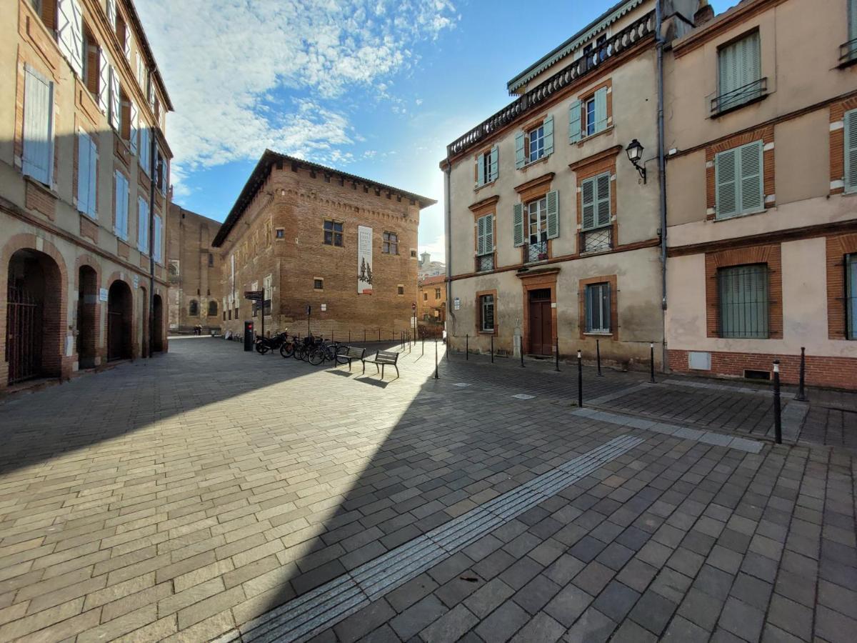 - Basilique St-sernin------- Netflix *
