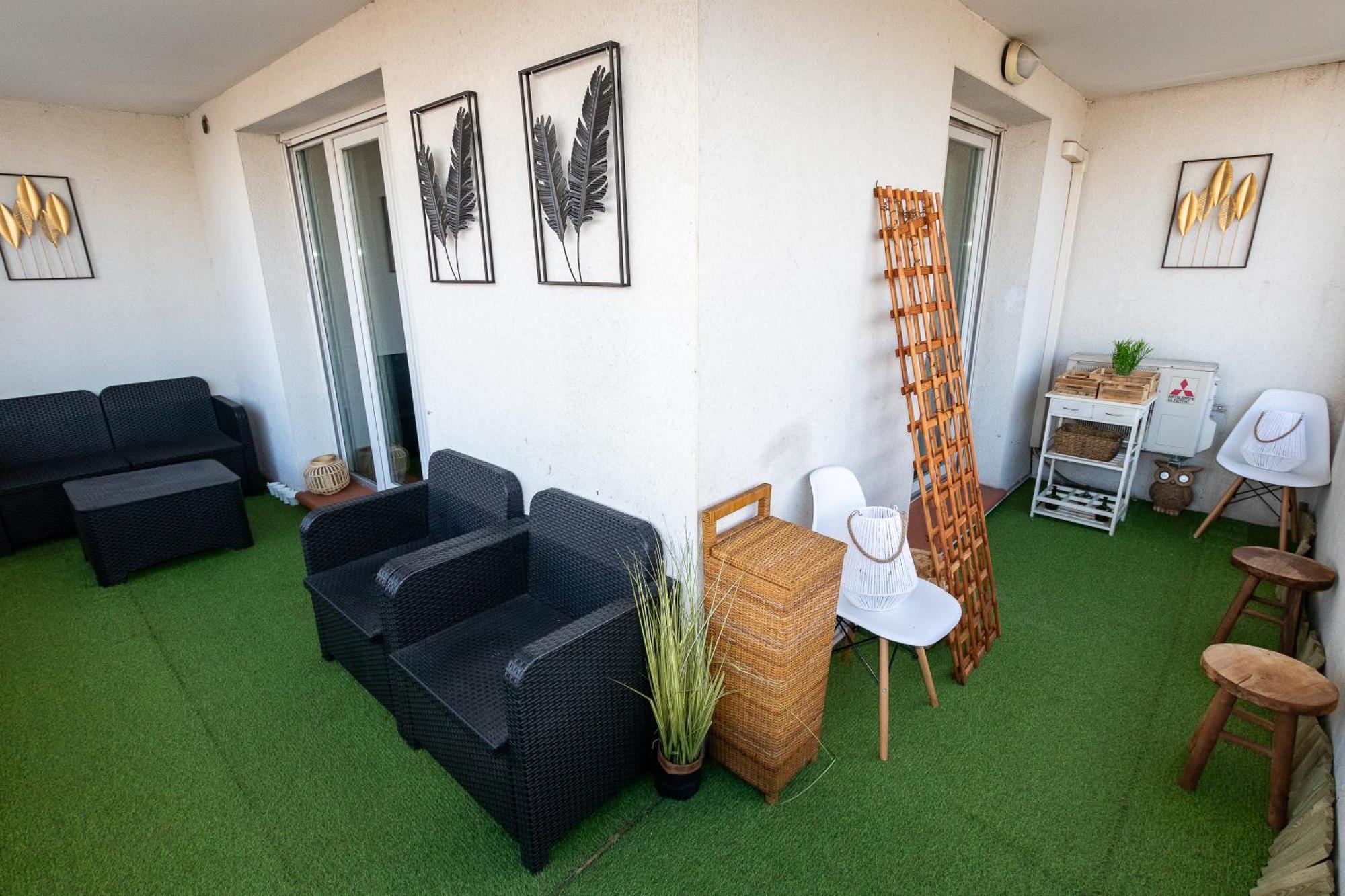 Apartamento Chouette , Un T3 Cozy Proche Du Metro Et Parking Prive A Disposition *