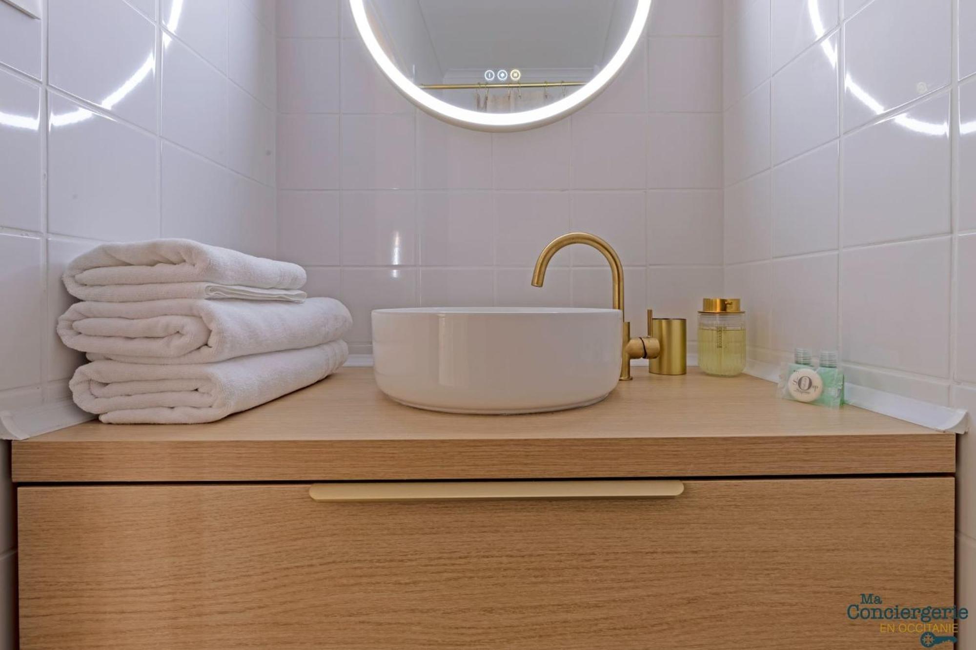 Apartment Beethoven - St Michel - Metro - Tram - Stadium Toulouse