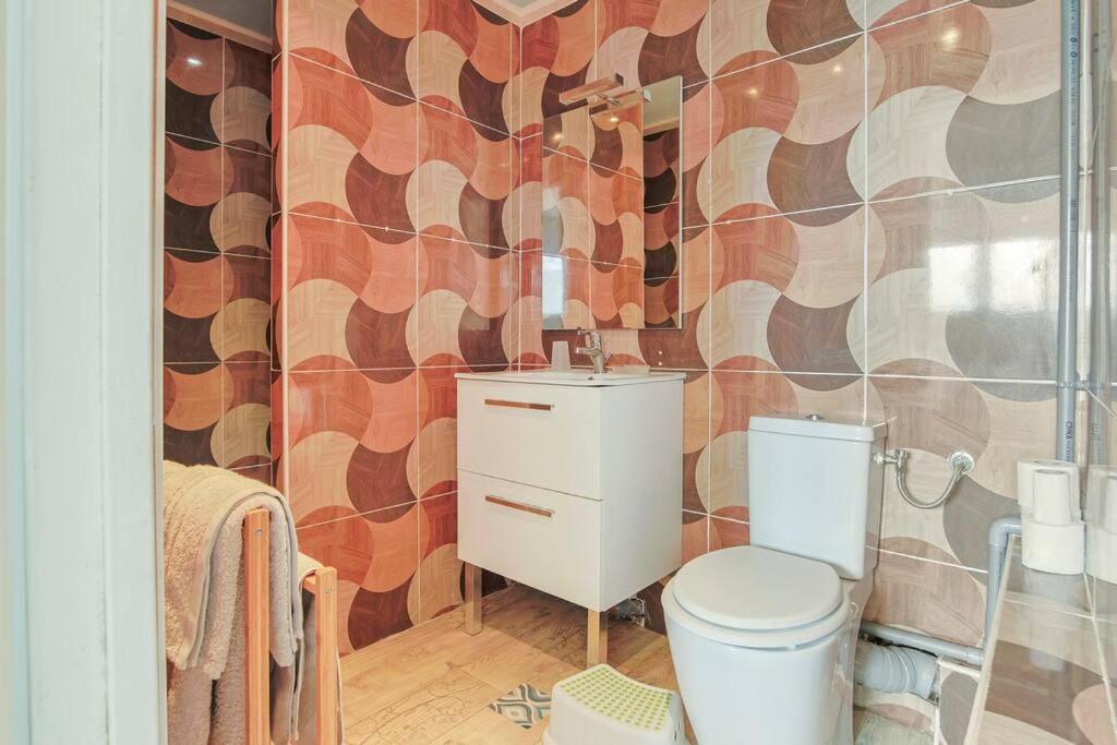 Bed and breakfast Gare Matabiau Metro 35m2 Toulouse