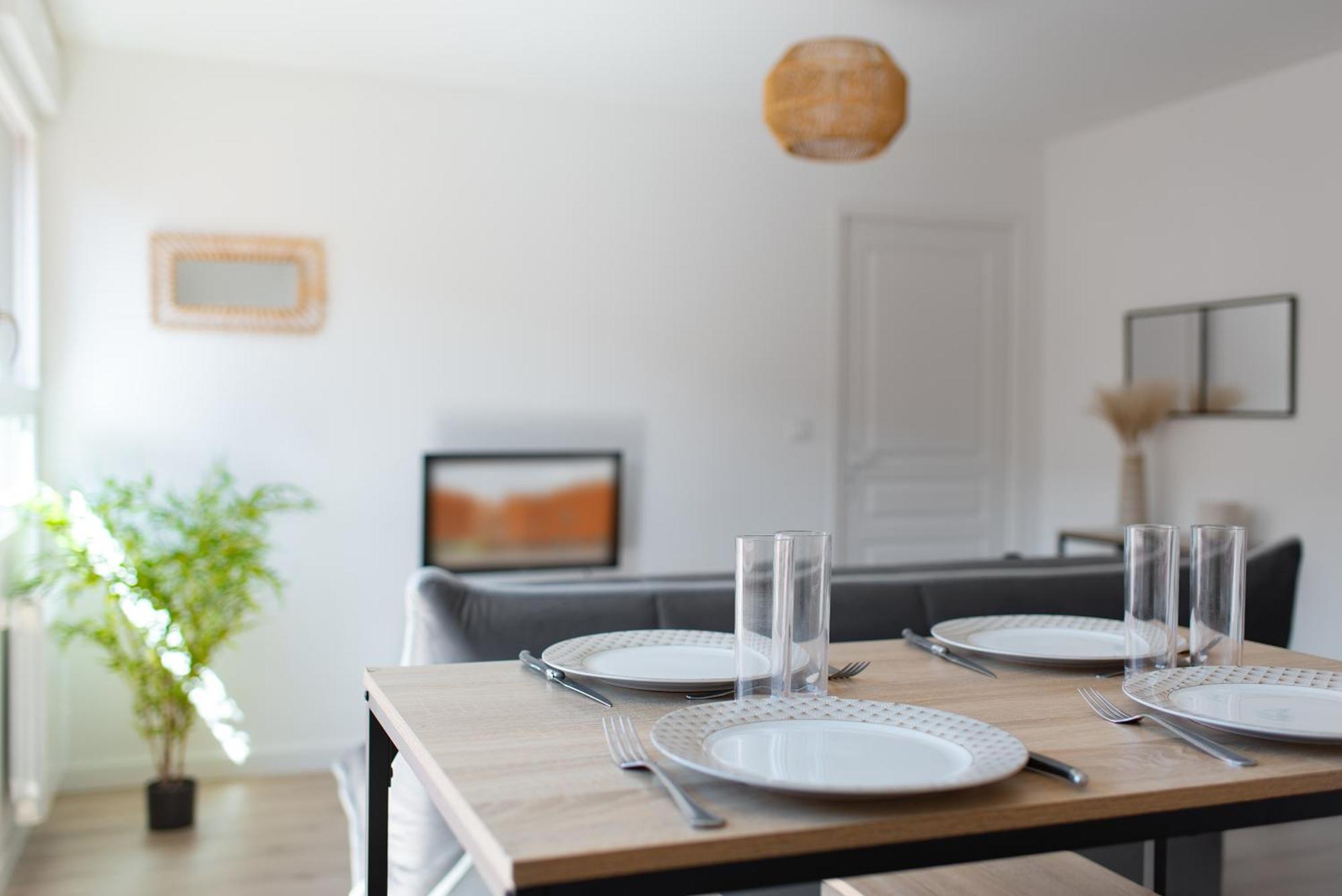 Apartment T2 Avec Parking Gratuit - Proximite Gare