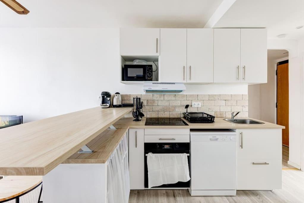 Le Central - Chambre Privative Avec Salon Et Terrasse Privee Guest house *