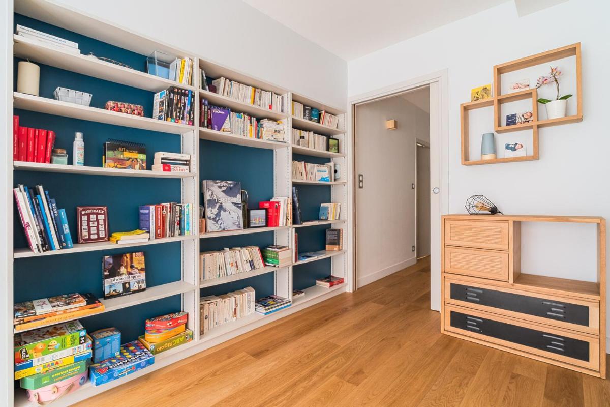 Apartment T5 Renove Avec Bureau Jardin Et Parking En Centre *