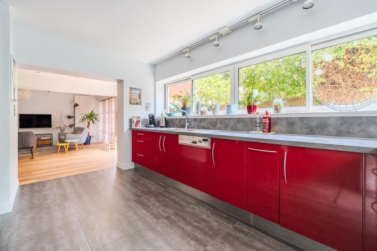T5 Renove Avec Bureau Jardin Et Parking En Centre Apartment
