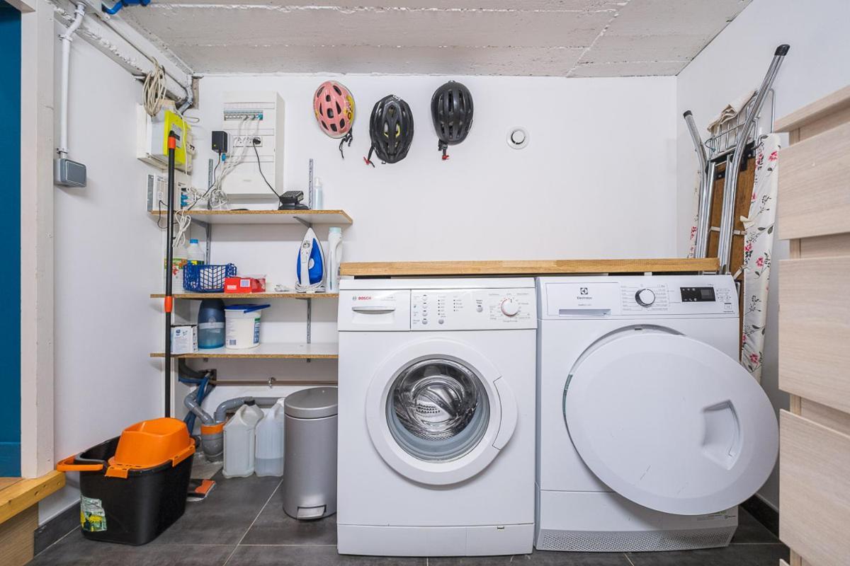 T5 Renove Avec Bureau Jardin Et Parking En Centre *