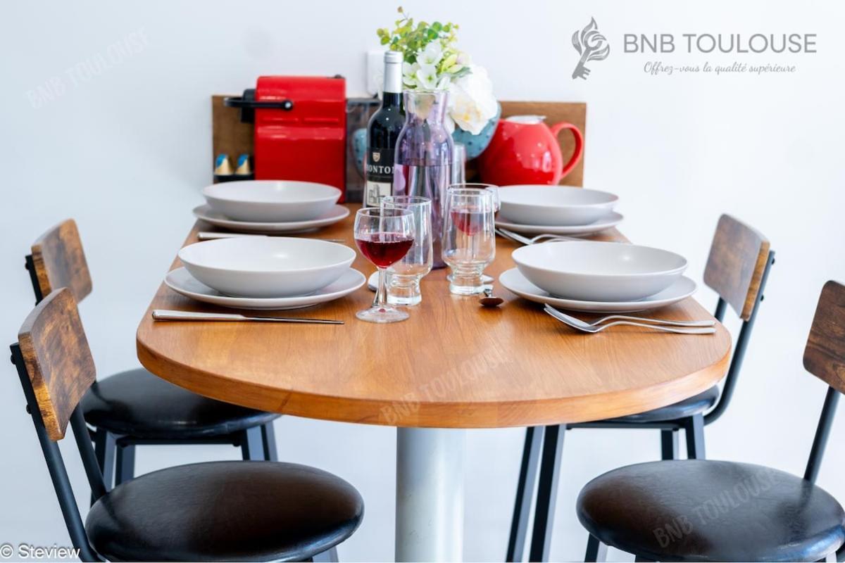 - Refuge Urbain - Clim - Terrasse - Parking - Wifi - Proche Transports Appartement Toulouse