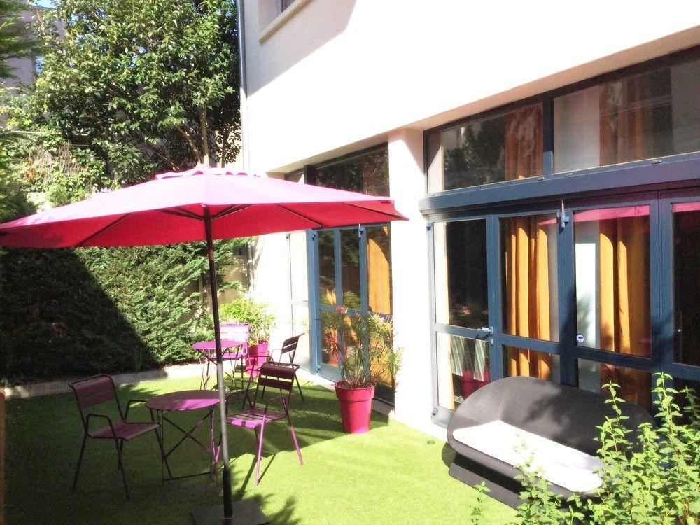 Apartahotel Privilège Saint Exupéry 4*