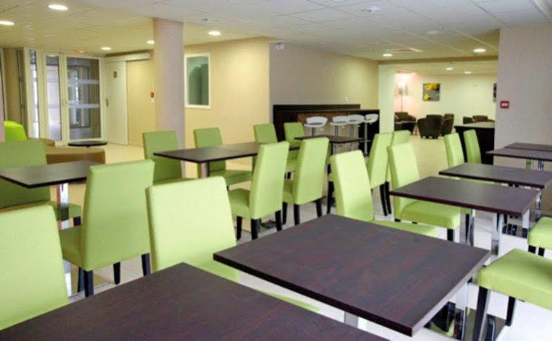 Park And Confort Lhers 3* Toulouse